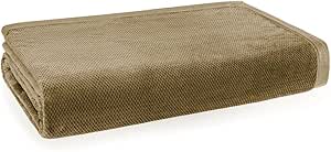 Karsten Manta Borges Queen Oliva