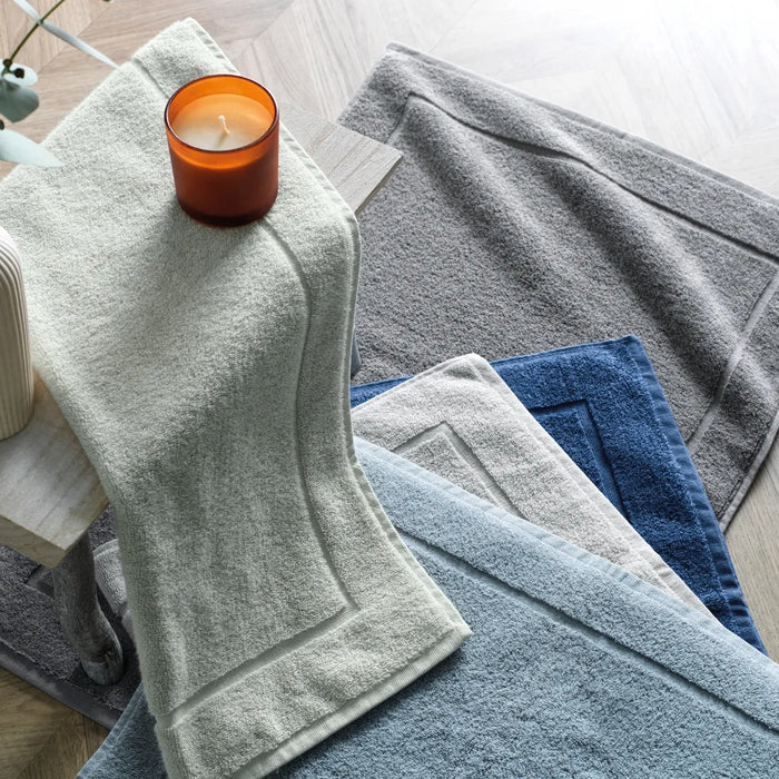 Karsten Toalla_De_Pies Baño Juliet_(Piso) 48x70 Titanio