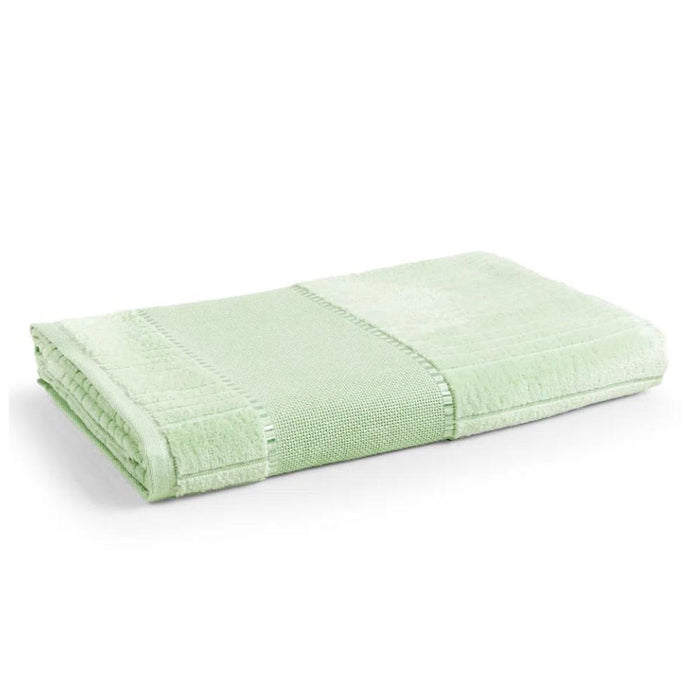 7909156584392 KARSTEN TOALLA BANO STELLA BORDAR 67X140 VERDE TE